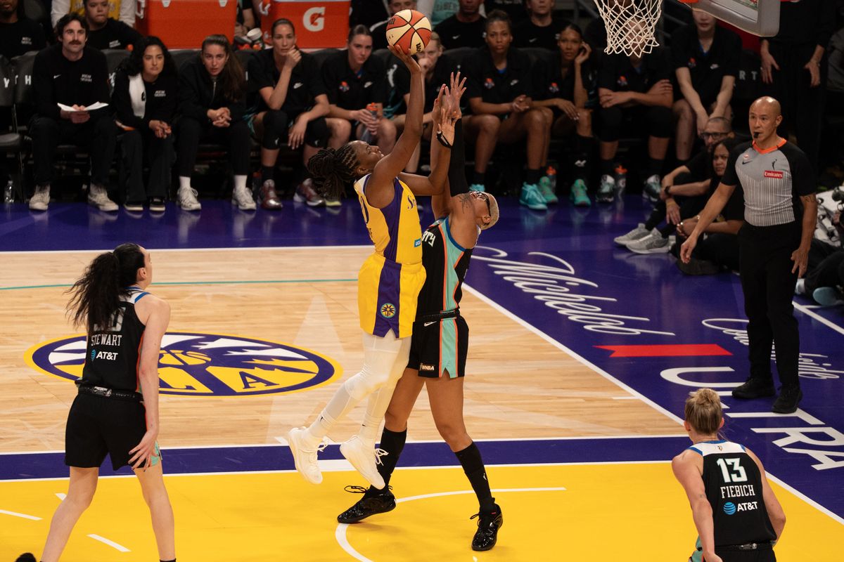 Los Angeles Sparks Forward Nneka Ogwumike (30) challengers her defender and scores over her during a WNBA game against the New York Liberty, Sunday June 21st, 2026 in Los Angeles, California. Los Angeles Sparks Forward Nneka Ogwumike (30) challengers her defender and scores over her during a WNBA game against the New York Liberty, Sunday June 21st, 2026 in Los Angeles, California.