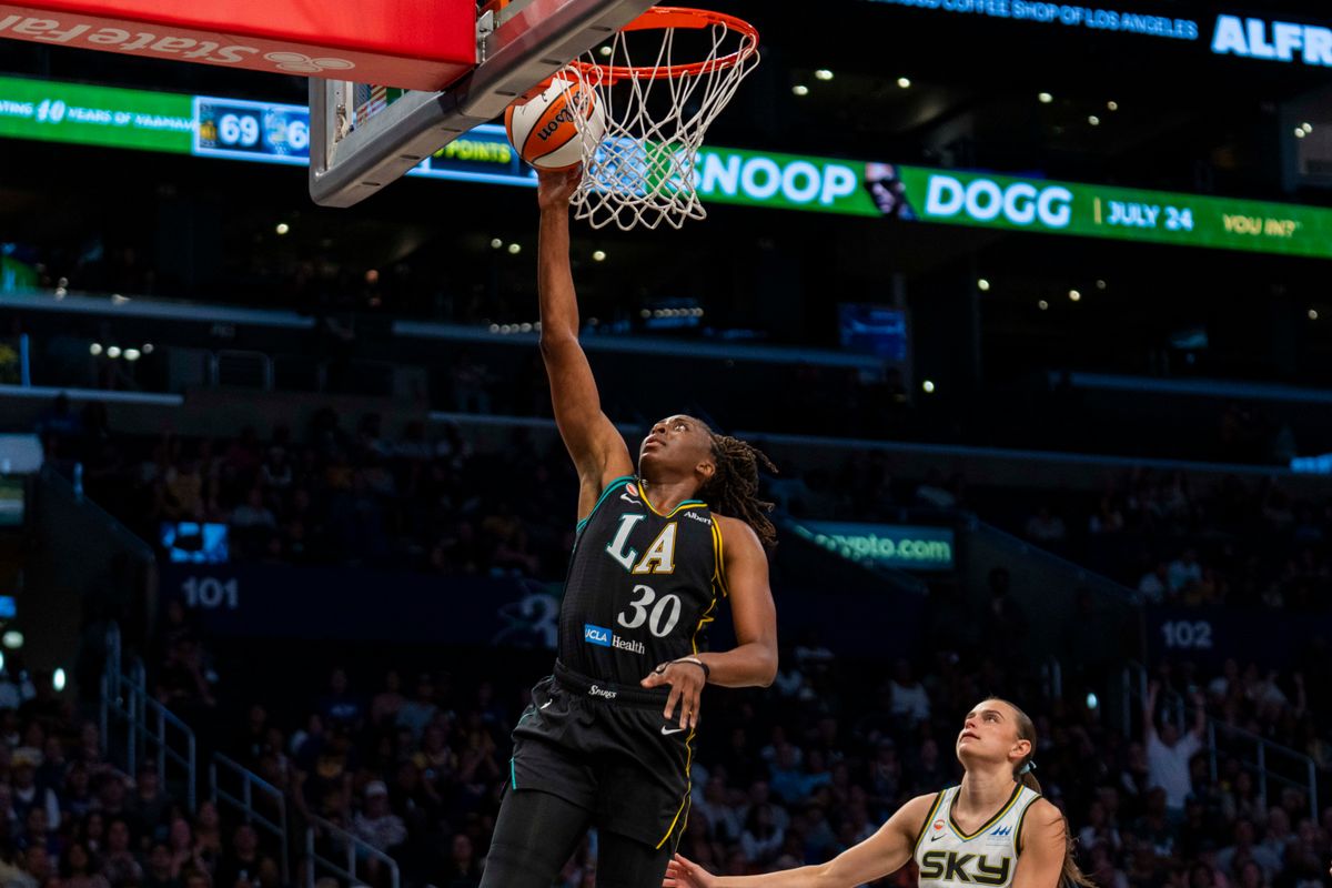 Los Angeles Sparks forward Nneka Ogwumike (30) scores a layup during a WNBA game against the Chicago Sky, Friday July 10th, 2026 in Los Angeles, California. Los Angeles Sparks forward Nneka Ogwumike (30) scores a layup during a WNBA game against the Chicago Sky, Friday July 10th, 2026 in Los Angeles, California.