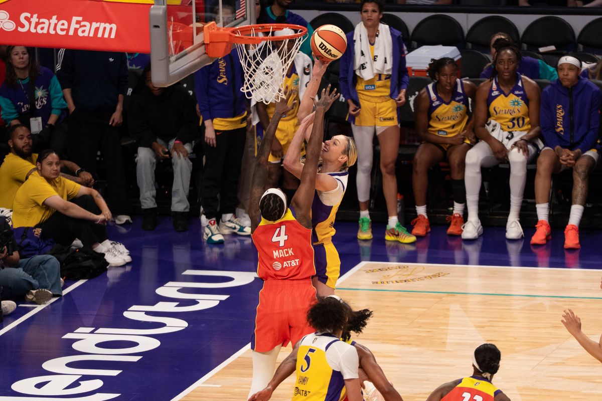 Los Angeles Sparks Forward Cameron Brink (22) goes up and scores a contested layup during a WNBA game against the Phoenix Mercury, Wednesday July 22nd, 2026 in Los Angeles, California.