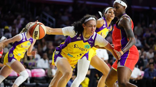 TST Images: Mercury defeat Sparks, 94-87, at Galen Center taken Galen Center (Los Angeles Sparks). Photo by Darwin Walker - The Sporting Tribune
