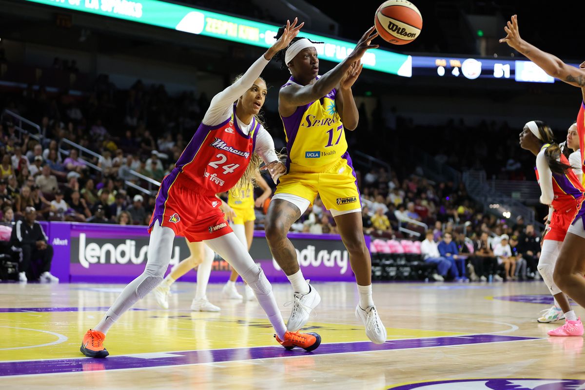 Los Angeles Sparks guard Erica Wheeler (17) passes the basketball during a WNBA basketball game against the Phoenix Mercury on August 11th, 2026 in Los Angeles, CA. Los Angeles Sparks guard Erica Wheeler (17) passes the basketball during a WNBA basketball game against the Phoenix Mercury on August 11th, 2026 in Los Angeles, CA.