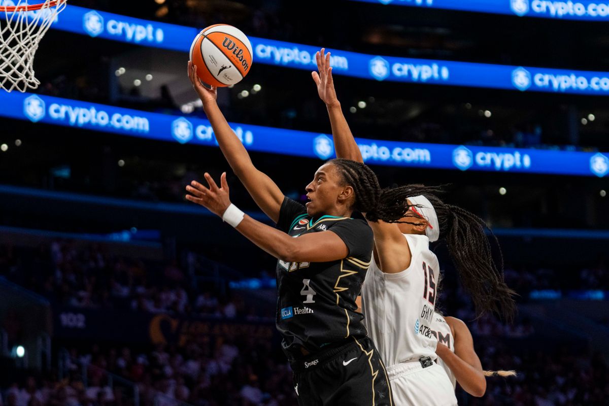Los Angeles Sparks guard Tonie Morgan (4) drives past the defense for a layup during a WNBA game against the Atlanta Dream, Thursday August 20th, 2026 in Los Angeles, California. Los Angeles Sparks guard Tonie Morgan (4) drives past the defense for a layup during a WNBA game against the Atlanta Dream, Thursday August 20th, 2026 in Los Angeles, California.