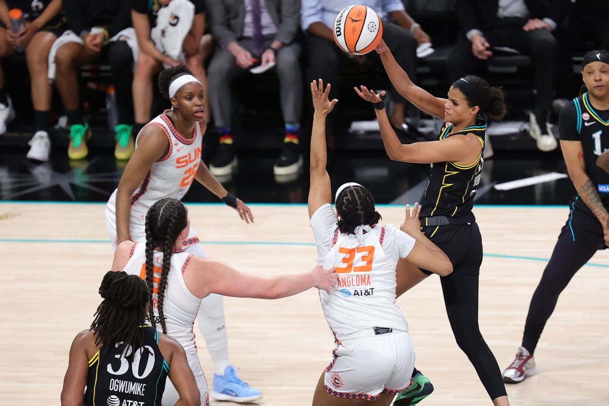 Los Angeles Sparks forward Rae Burrell (2) passes the basketball during a WNBA game against the Connecticut Sun, Saturday August 22nd, 2026 in Los Angeles, California. Los Angeles Sparks forward Rae Burrell (2) passes the basketball during a WNBA game against the Connecticut Sun, Saturday August 22nd, 2026 in Los Angeles, California.