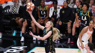 Sparks stop six-game losing streak after beating Sun in ugly affair taken at Crypto.com Arena (Los Angeles Sparks). Photo by Darwin Walker - The Sporting Tribune