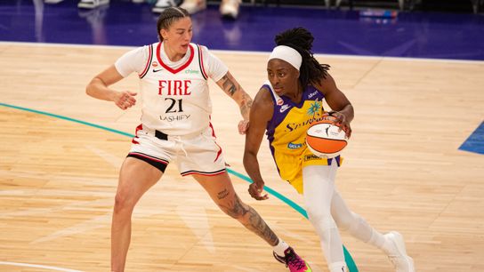 Sparks sweep season series against Fire taken at Crypto.com Arena (Los Angeles Sparks). Photo by Edwin So - The Sporting Tribune