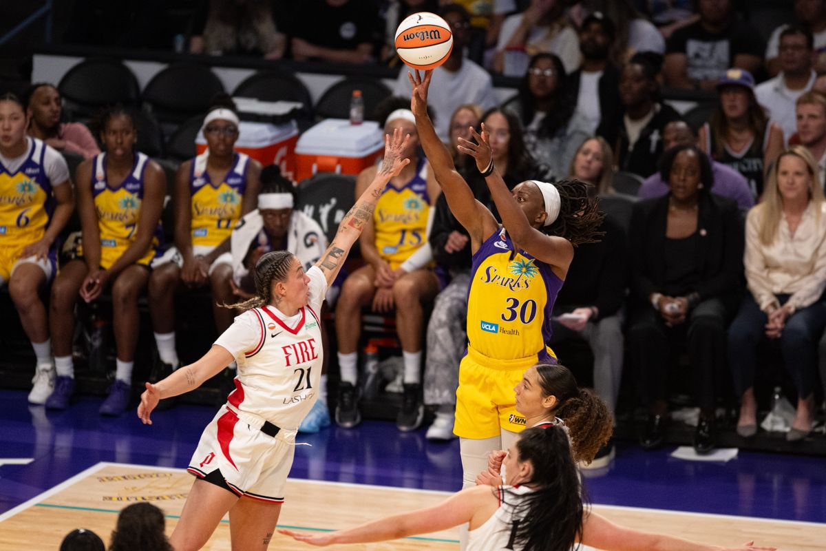 Los Angeles Sparks forward Nneka Ogwumike (30) takes a jumper during an NBA match between Portland Fire and Los Angeles Sparks on Sunday, September 20, 2026 at Crypto.com Arena in Los Angeles, California.
