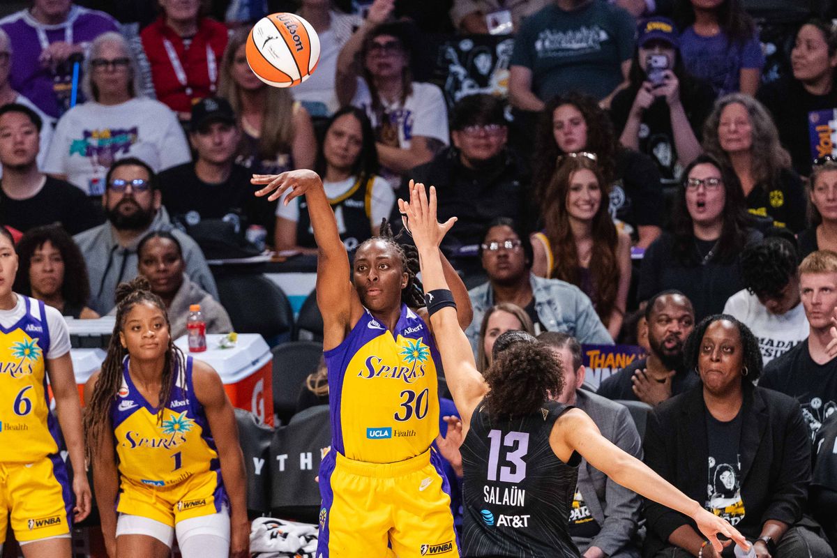 LA Sparks forward Nneka Ogwumike (30) shoots the ball during a WNBA basketball game against the Golden State Valkyries, Thursday September 24th, 2026 in Los Angeles, California. LA Sparks forward Nneka Ogwumike (30) shoots the ball during a WNBA basketball game against the Golden State Valkyries, Thursday September 24th, 2026 in Los Angeles, California.