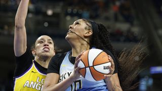 Sparks hope to finish home stand strong against Sky taken at Crypto.com Arena (Los Angeles Sparks). Photo by Kamil Krzaczynski-Imagn Images