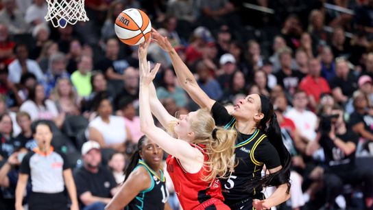 Sparks snap six-game losing streak after win over Fire taken at Moda Center (Los Angeles Sparks). Photo by Jaime Valdez-Imagn Images