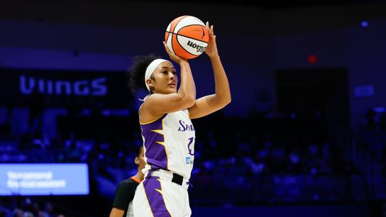 Aaliyah Nye takes the court for the first time with the Sparks taken at College Park Center (Los Angeles Sparks). Photo by Chris Jones-Imagn Images